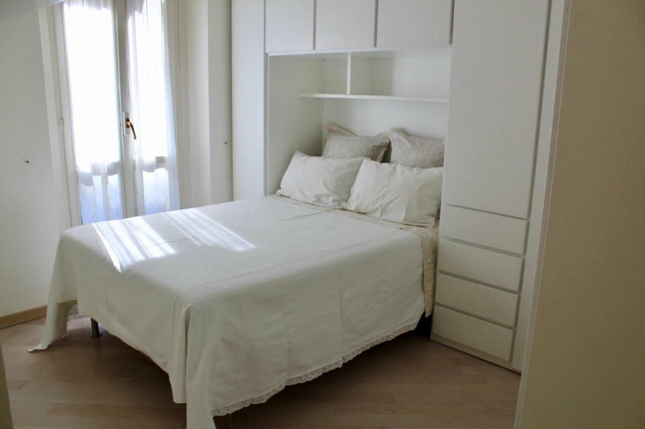 Downtown Apartment มิลาน ภายนอก รูปภาพ