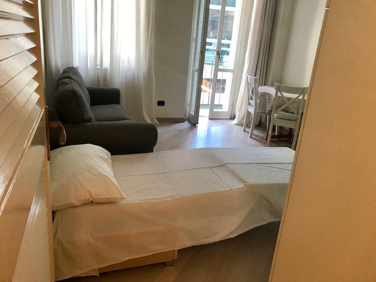Downtown Apartment มิลาน ภายนอก รูปภาพ